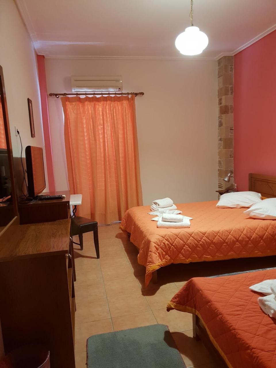 Aktaion Hotel Monemvasía Екстериор снимка